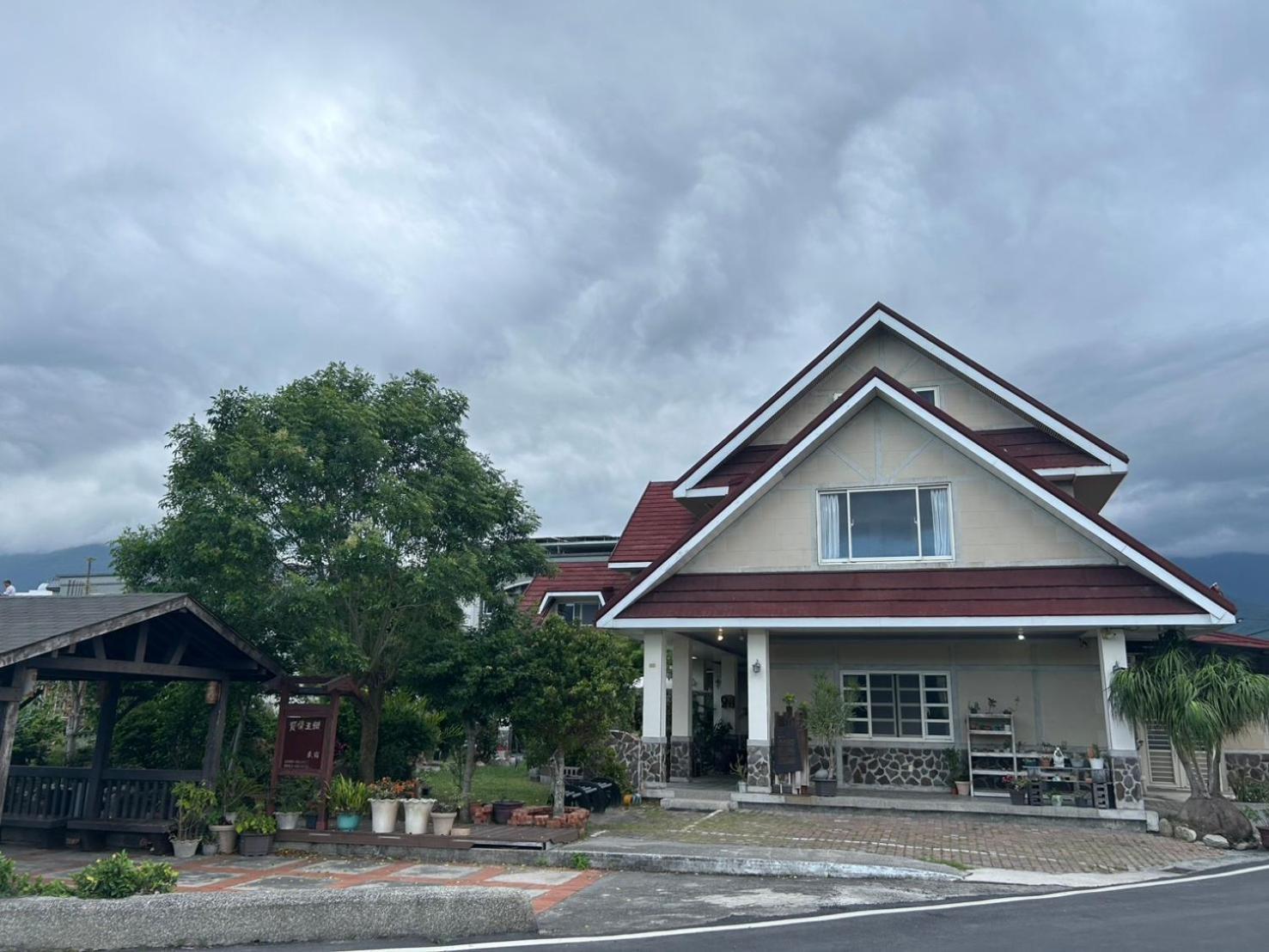 Xian Qing Yu Zhi Homestay Чишанг Екстериор снимка